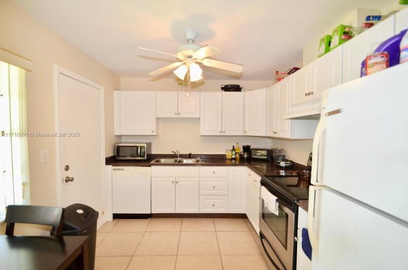Picture of 8900 W Sample Road # 204, Coral Springs FL 33065